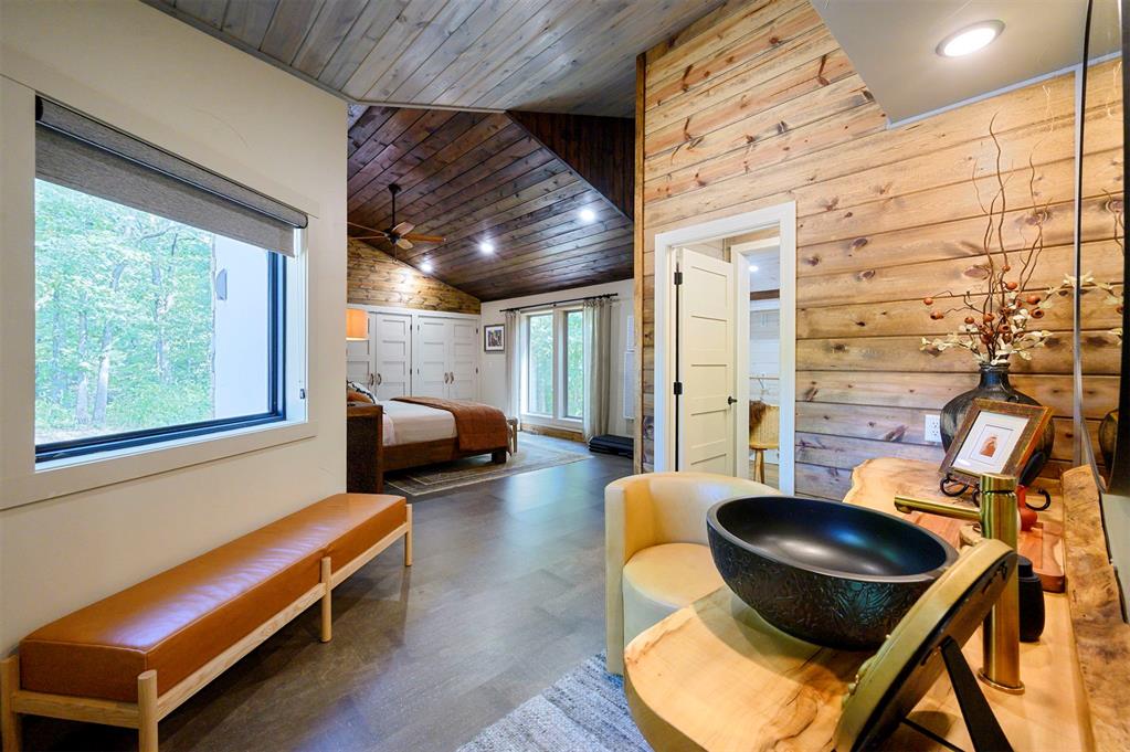 116 Raintree Road