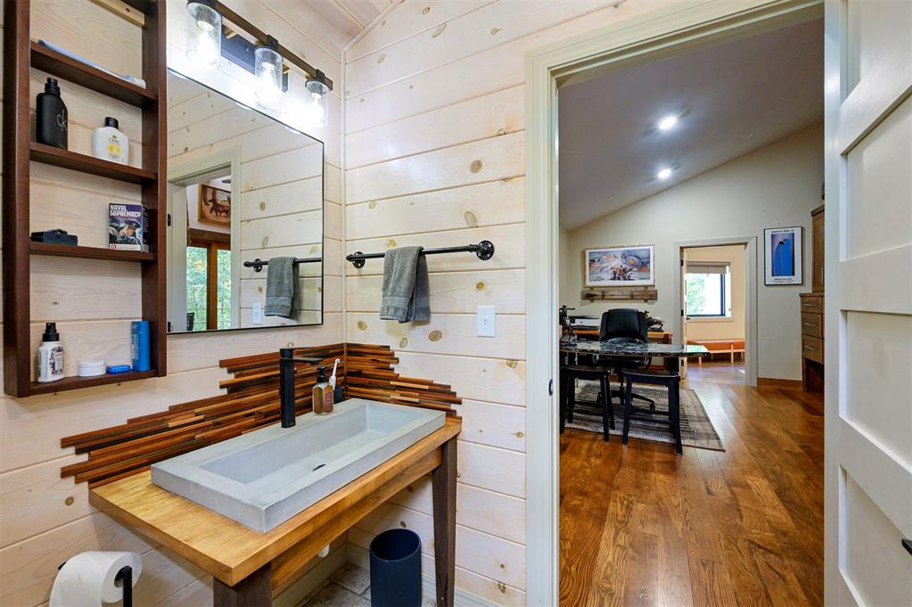 116 Raintree Road