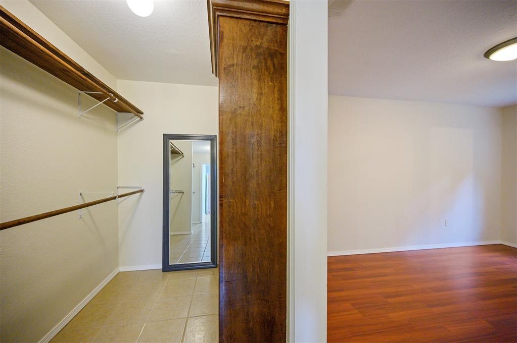 482 Raintree Road