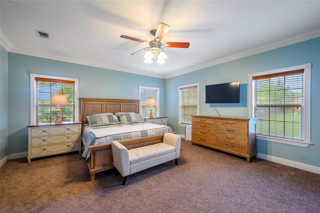 113 High Meadow Circle