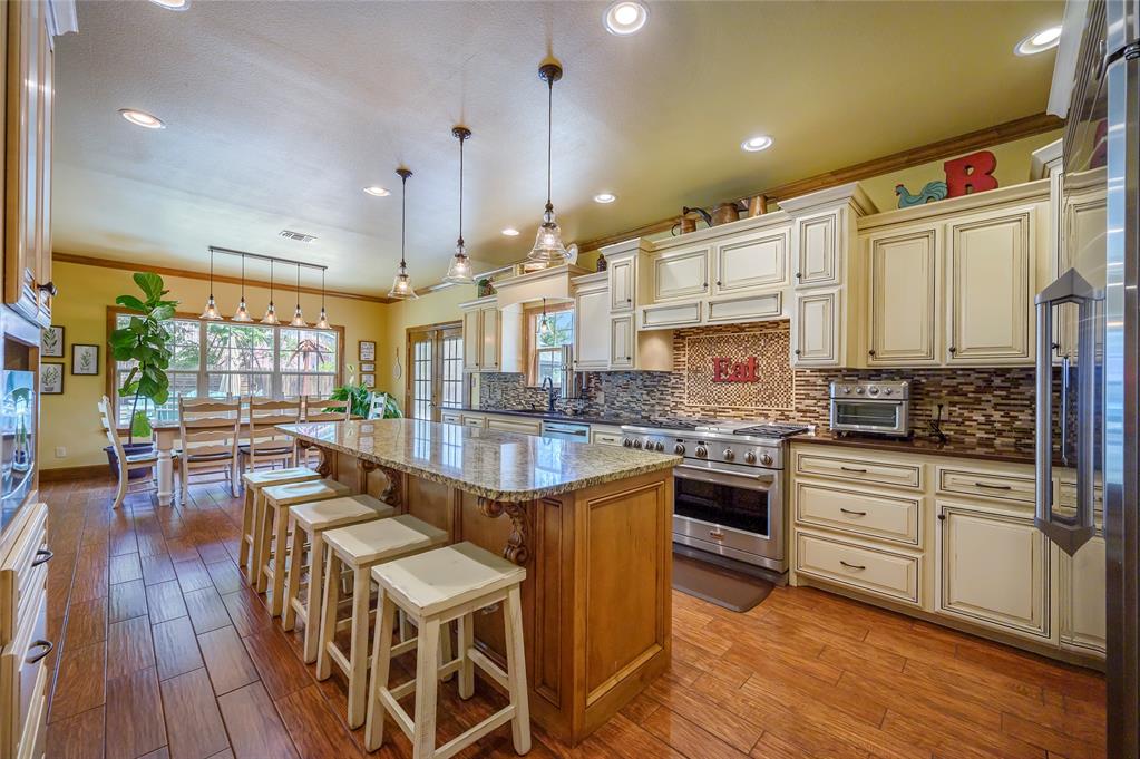 113 High Meadow Circle