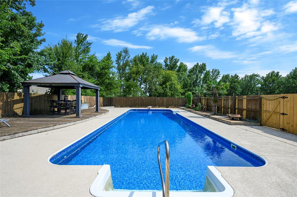 113 High Meadow Circle