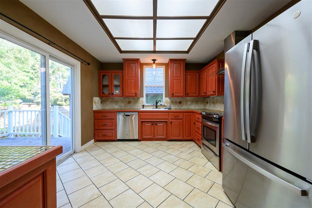 611 W Circle Drive