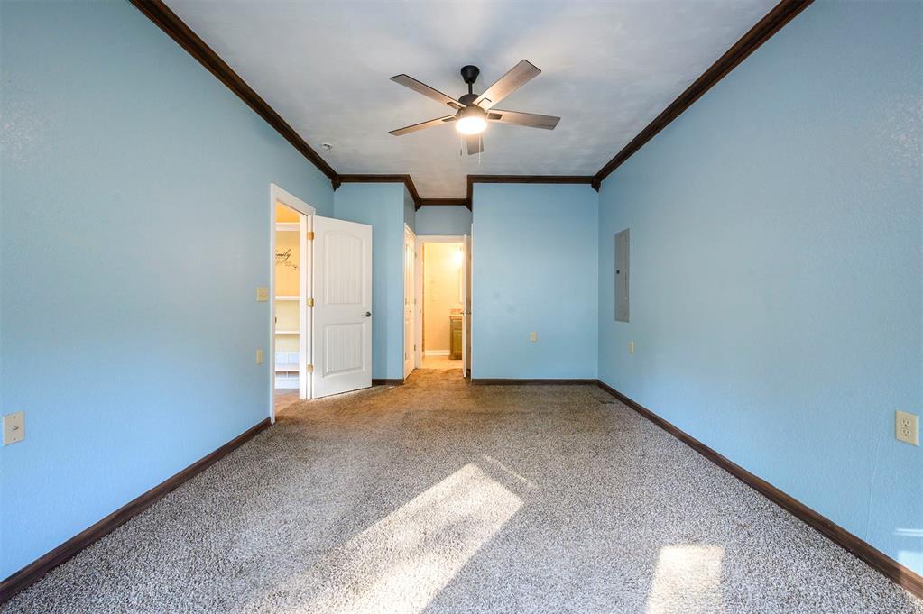 611 W Circle Drive