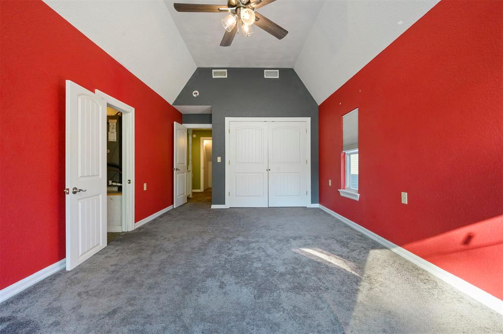 611 W Circle Drive