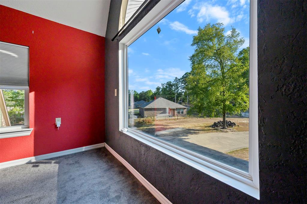 611 W Circle Drive