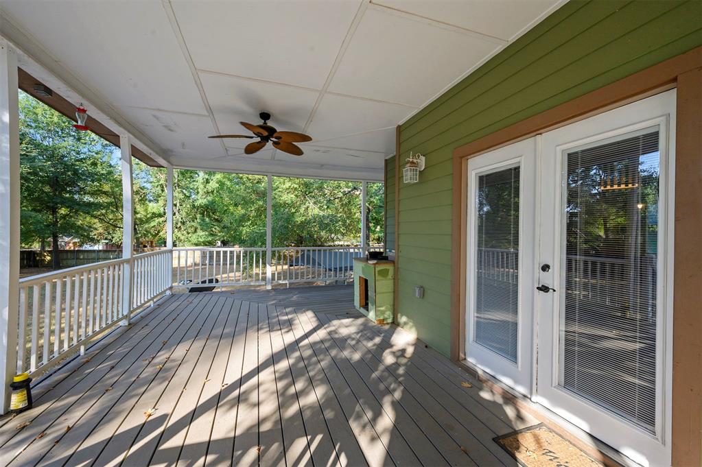 611 W Circle Drive