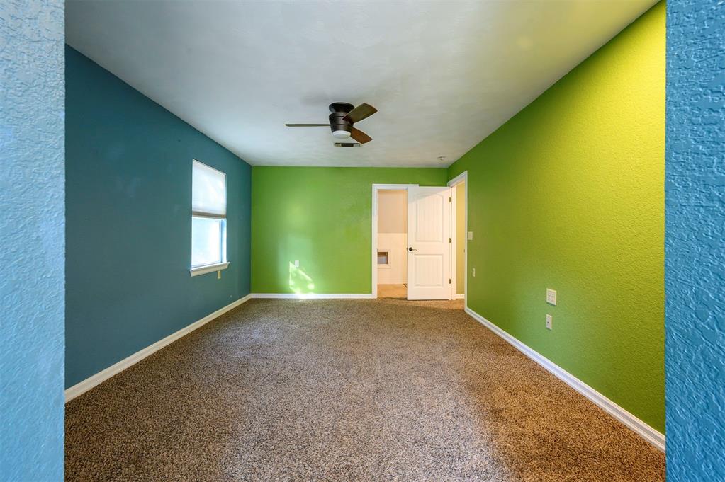 611 W Circle Drive