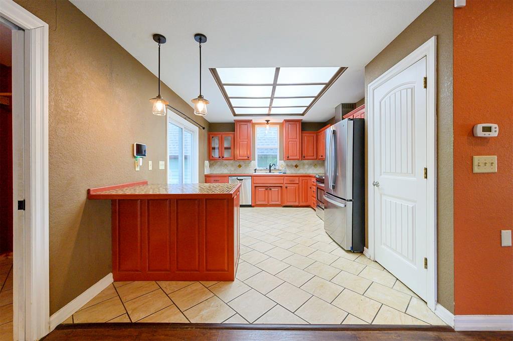 611 W Circle Drive
