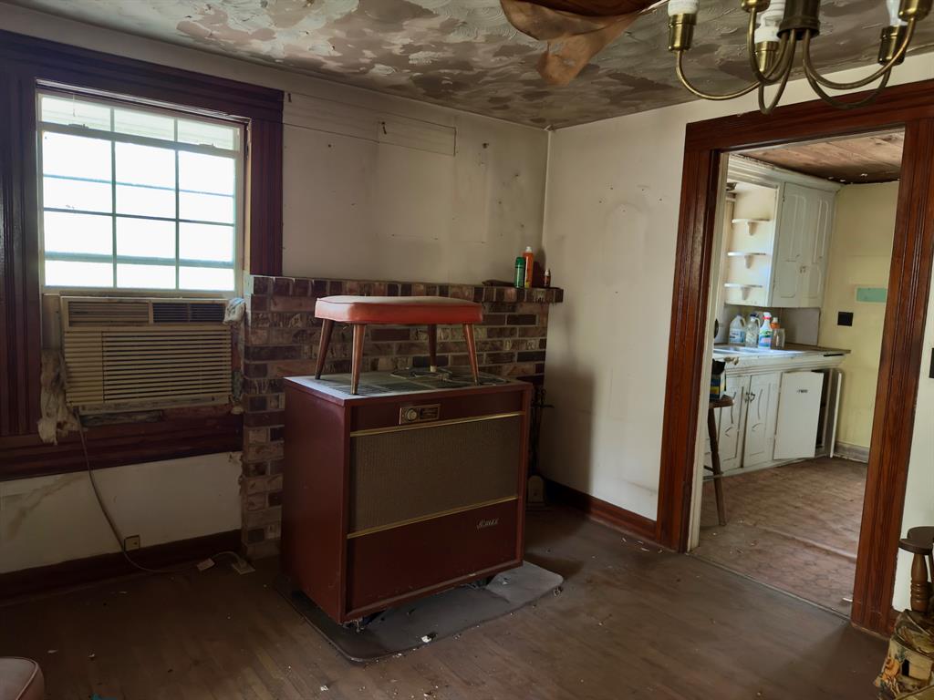 484 Old State Highway 4