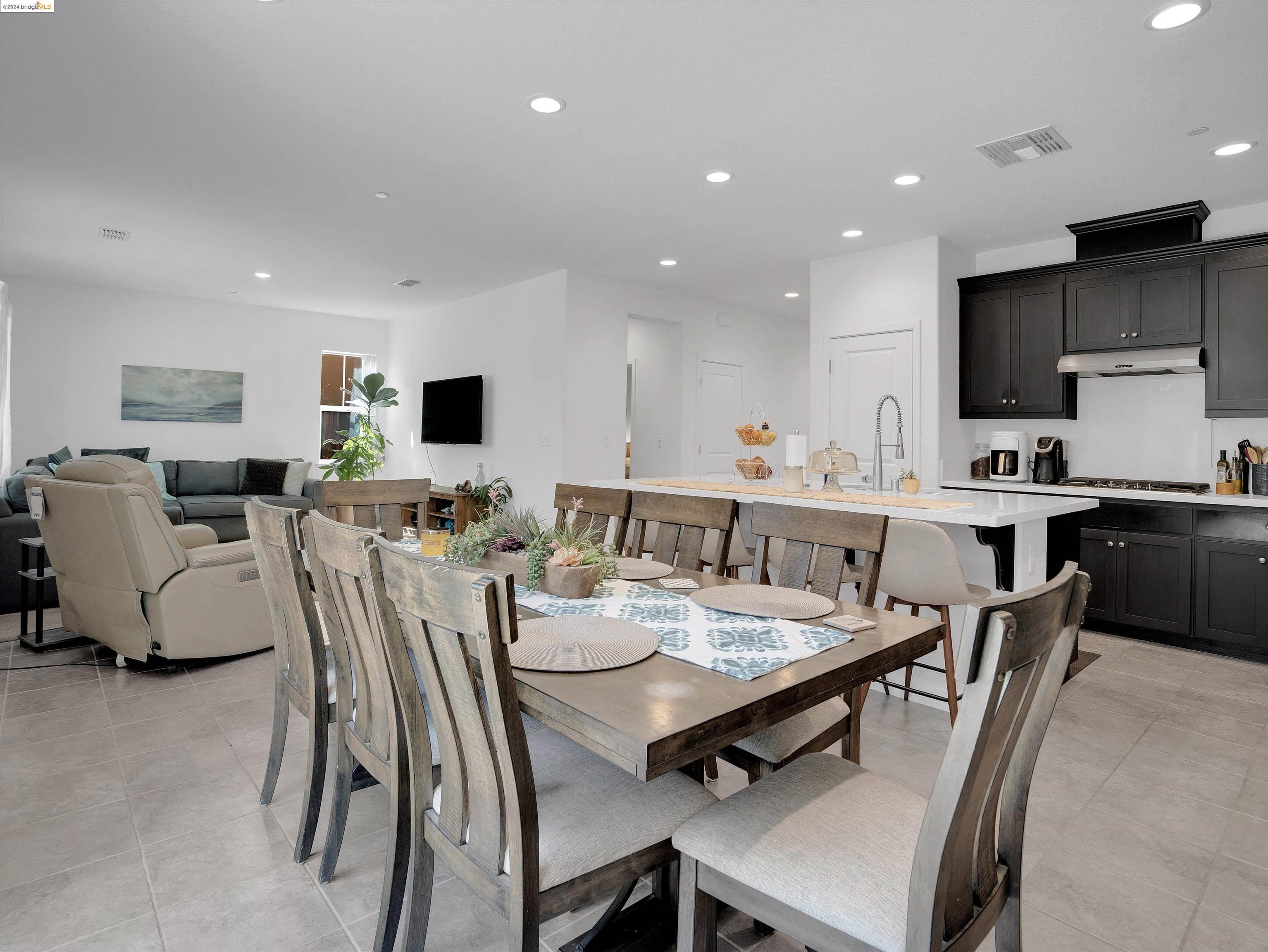 326 Bluestone Dr