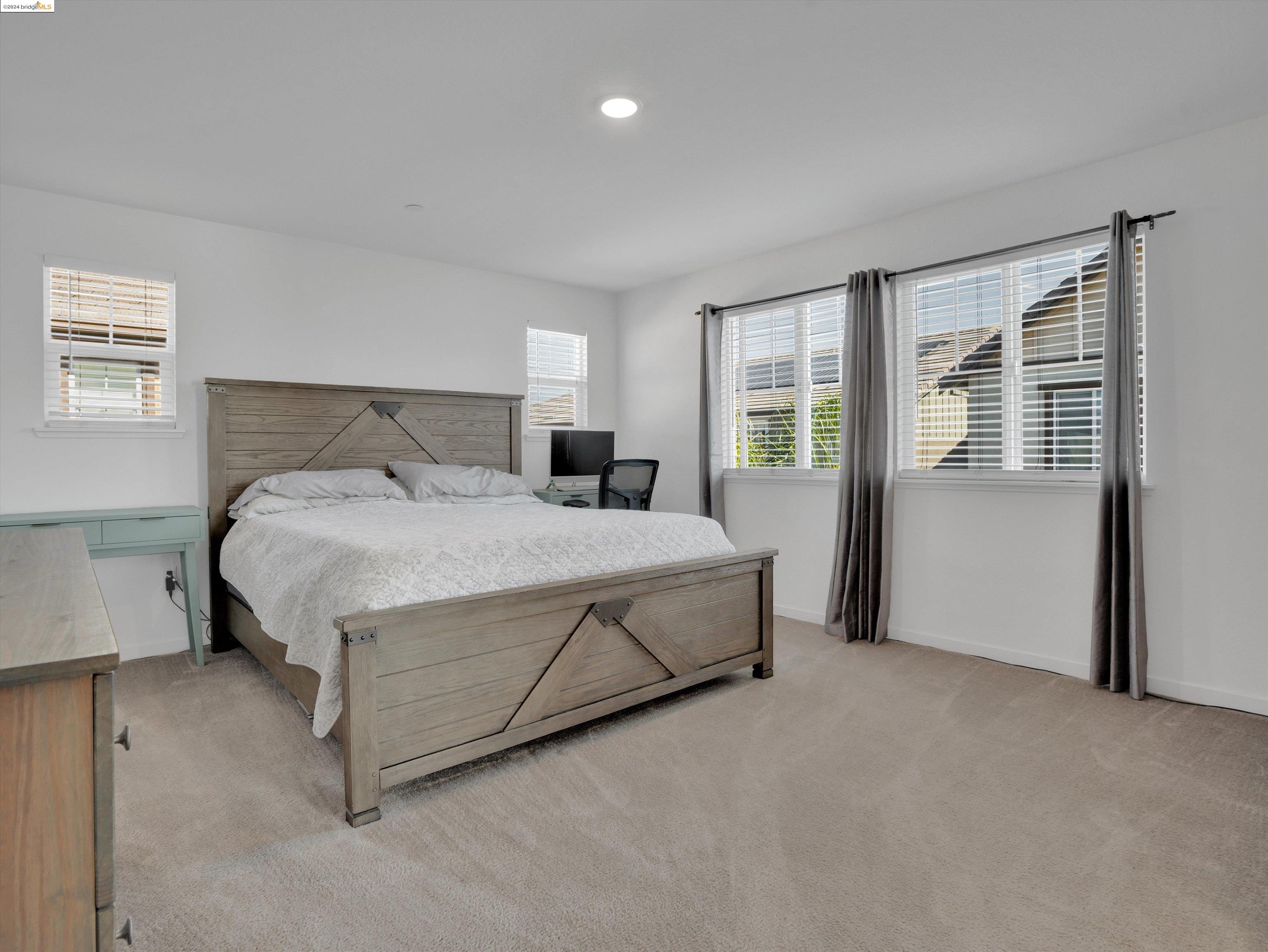 326 Bluestone Dr
