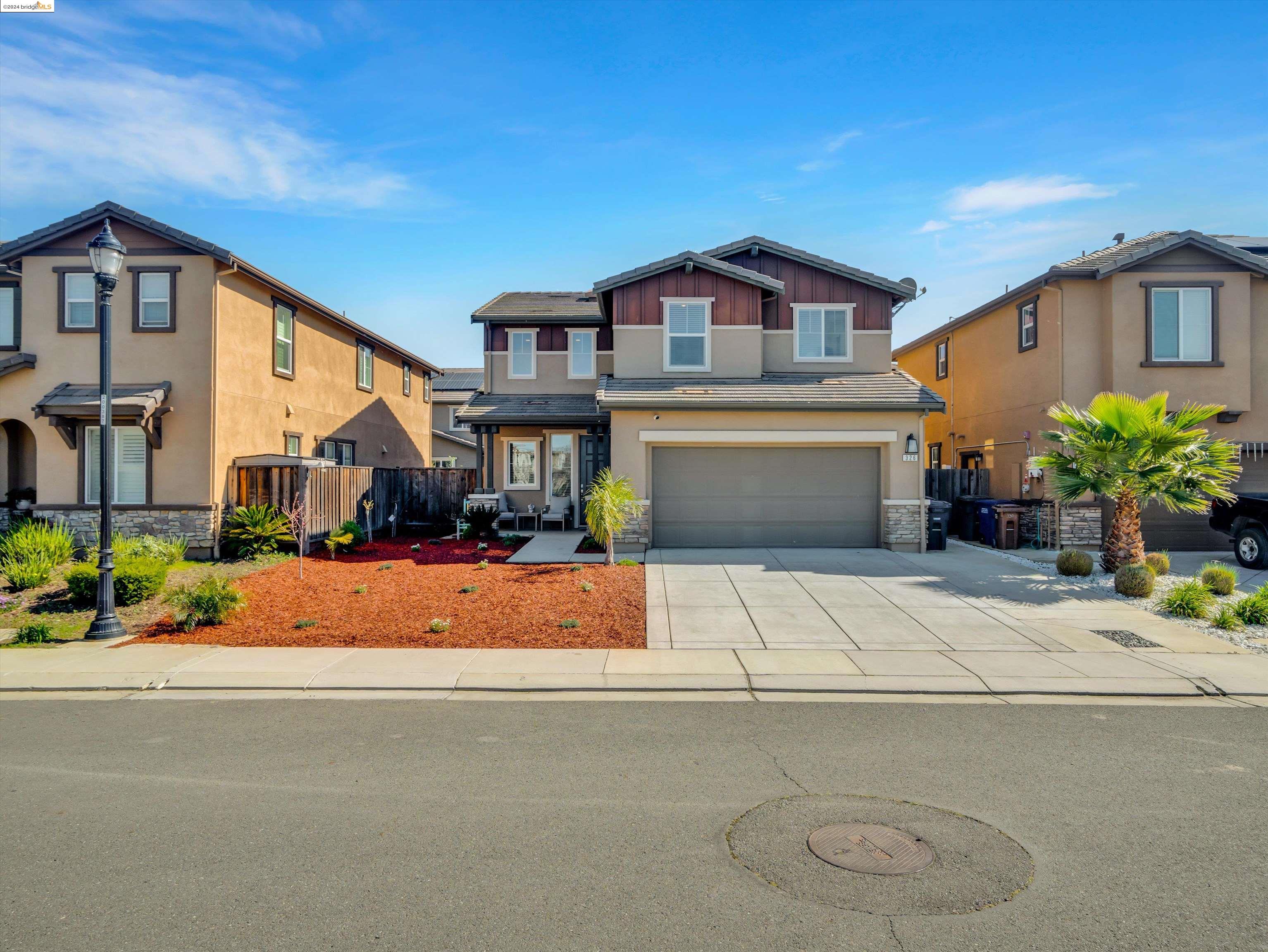 326 Bluestone Dr