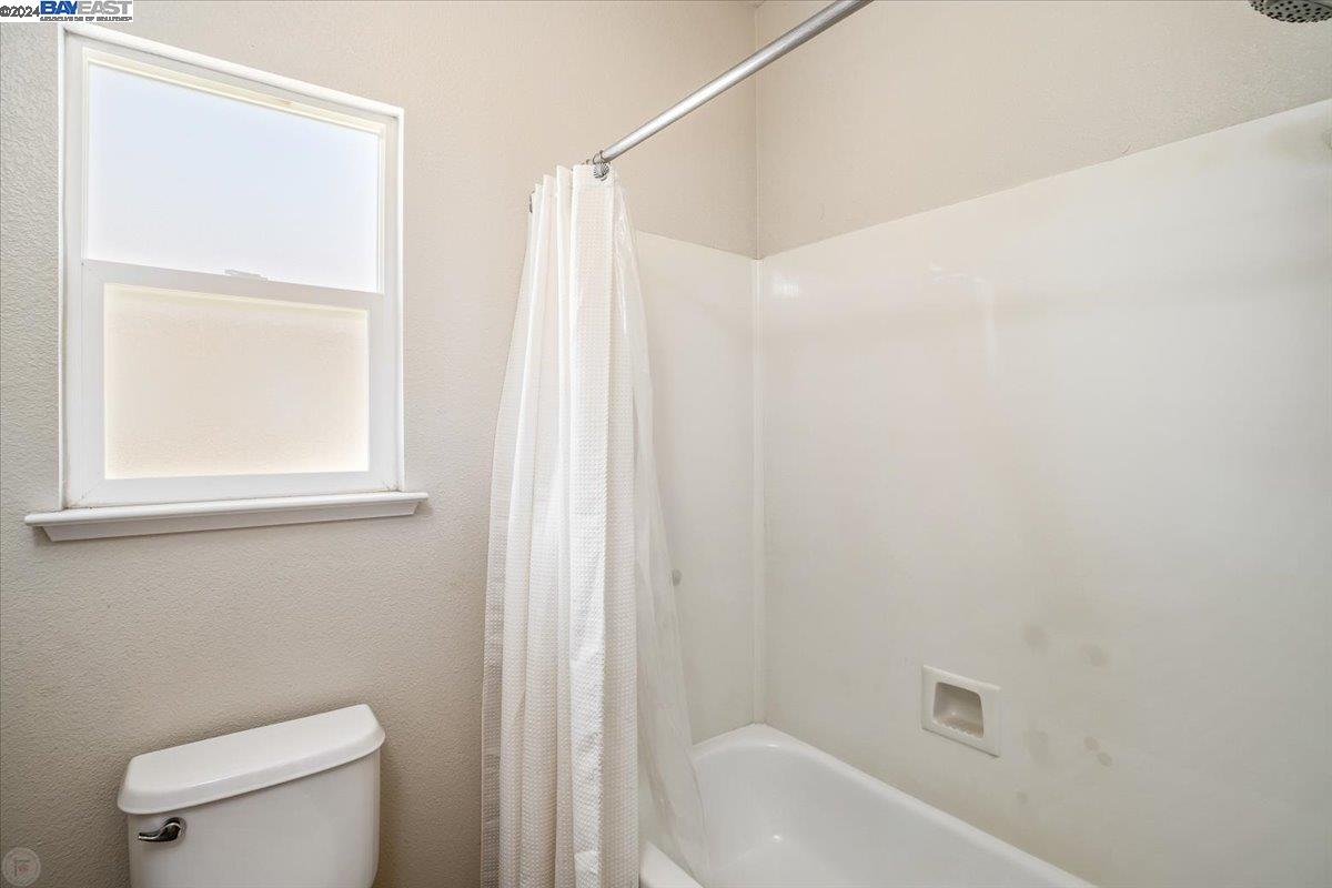 4749 English Oaks Court