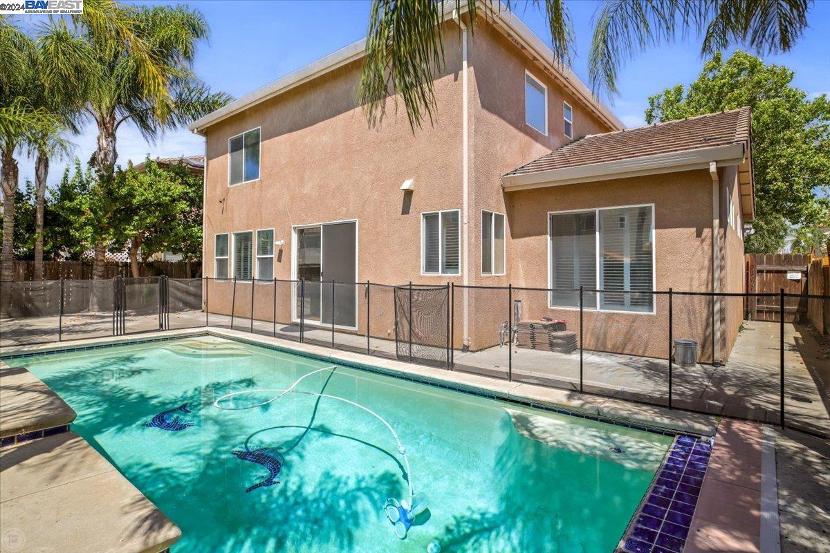 4749 English Oaks Court