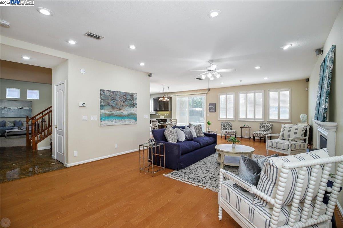 4749 English Oaks Court