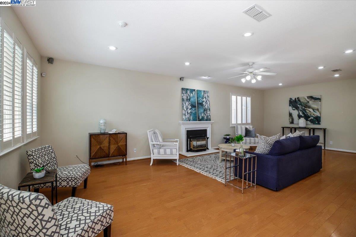 4749 English Oaks Court