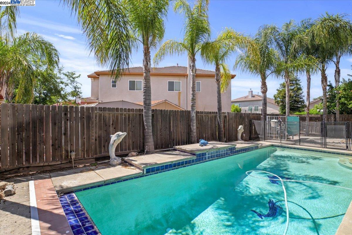 4749 English Oaks Court