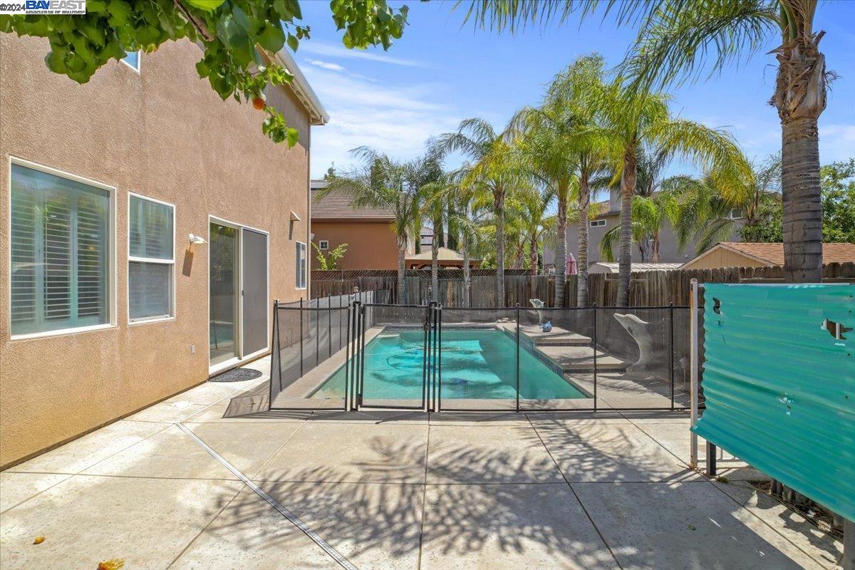 4749 English Oaks Court