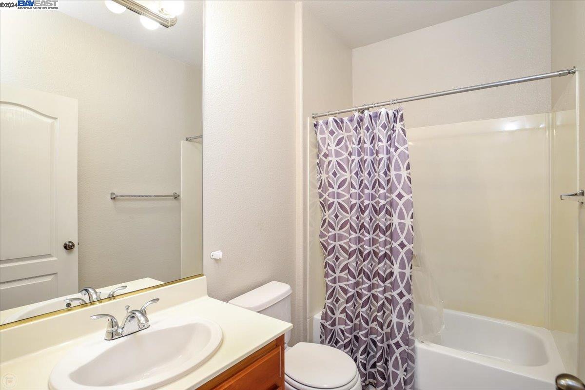 4749 English Oaks Court