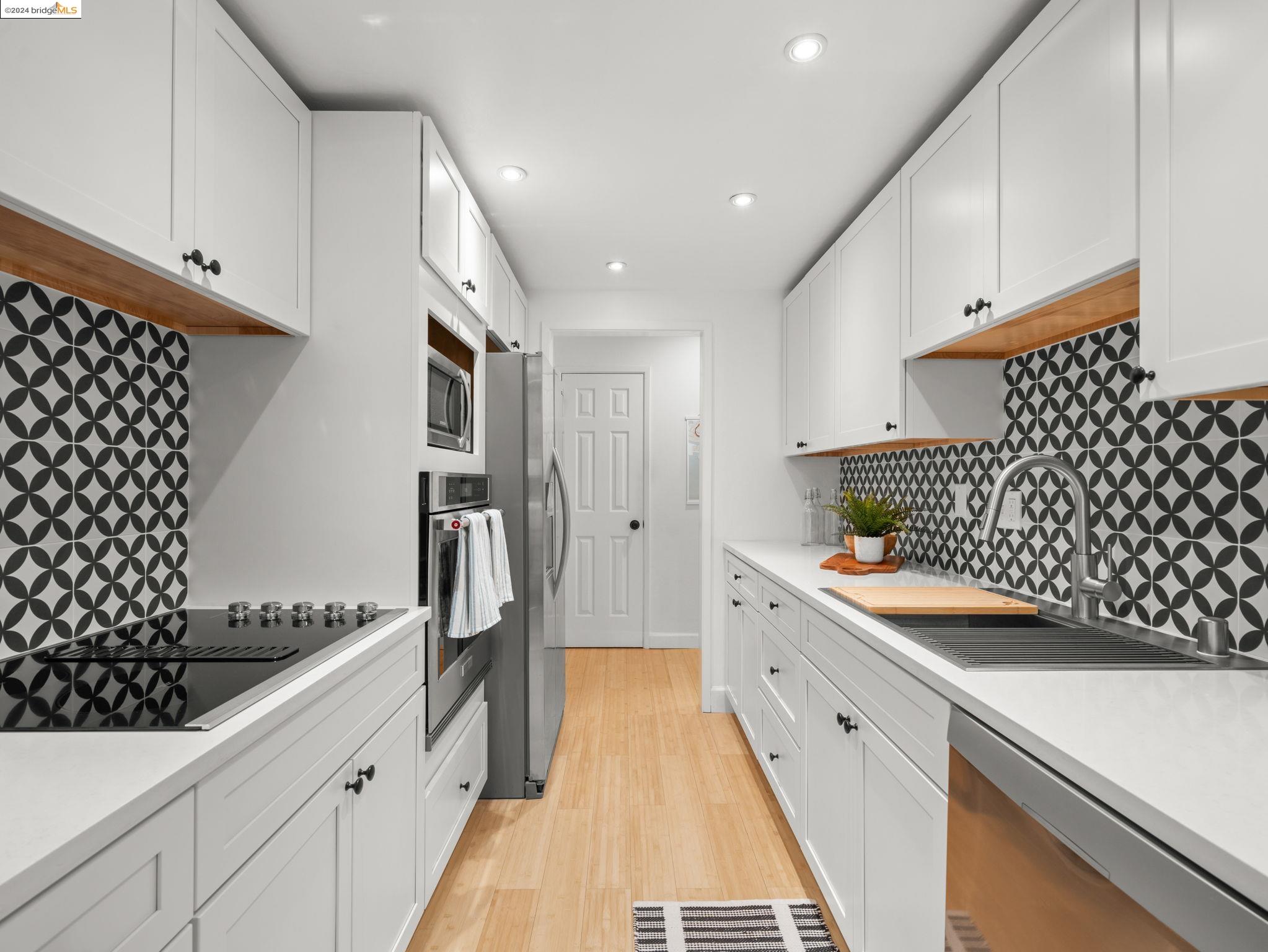 2515 Central Ave # 103