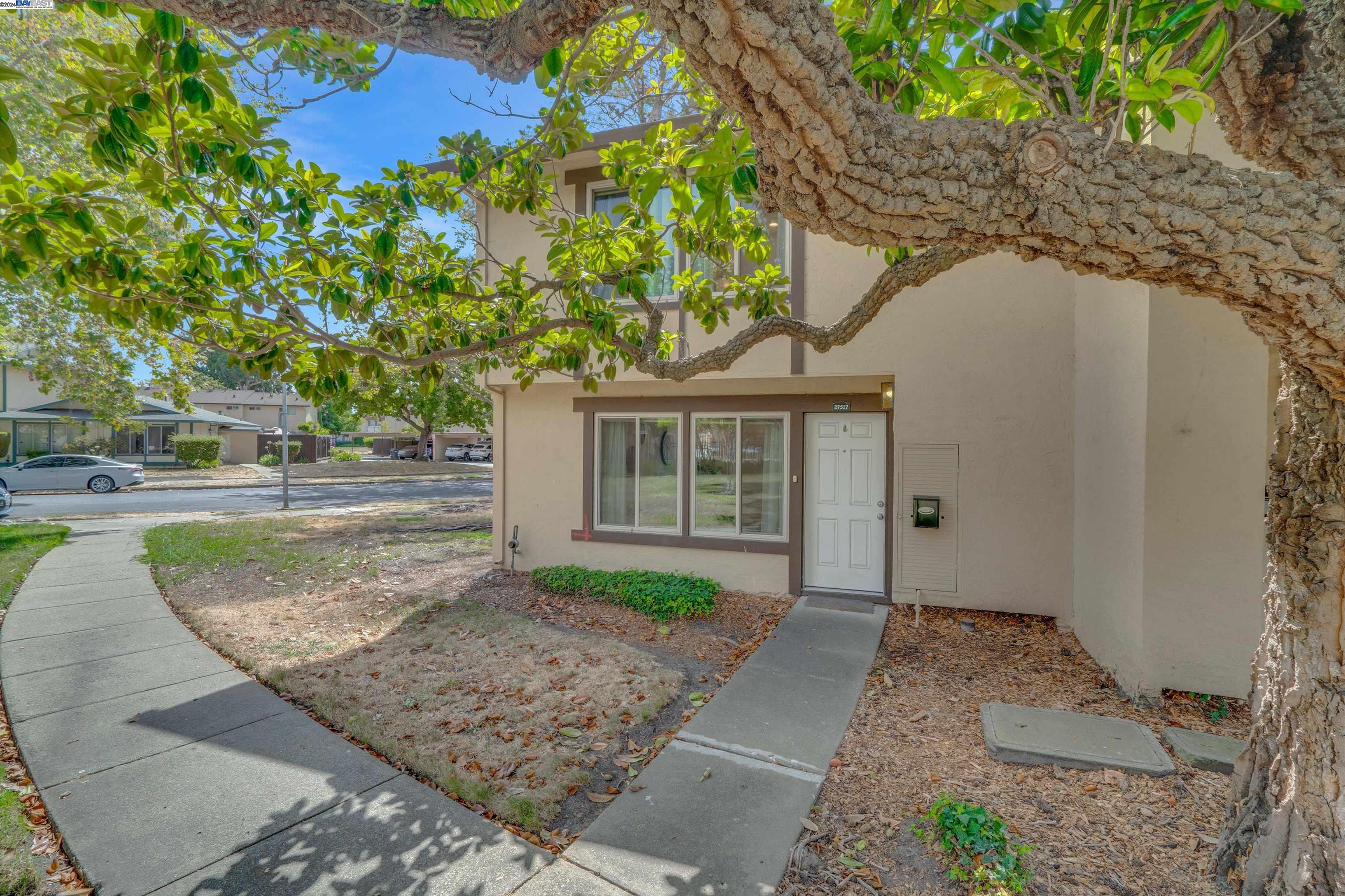 27517 Stromberg Ct