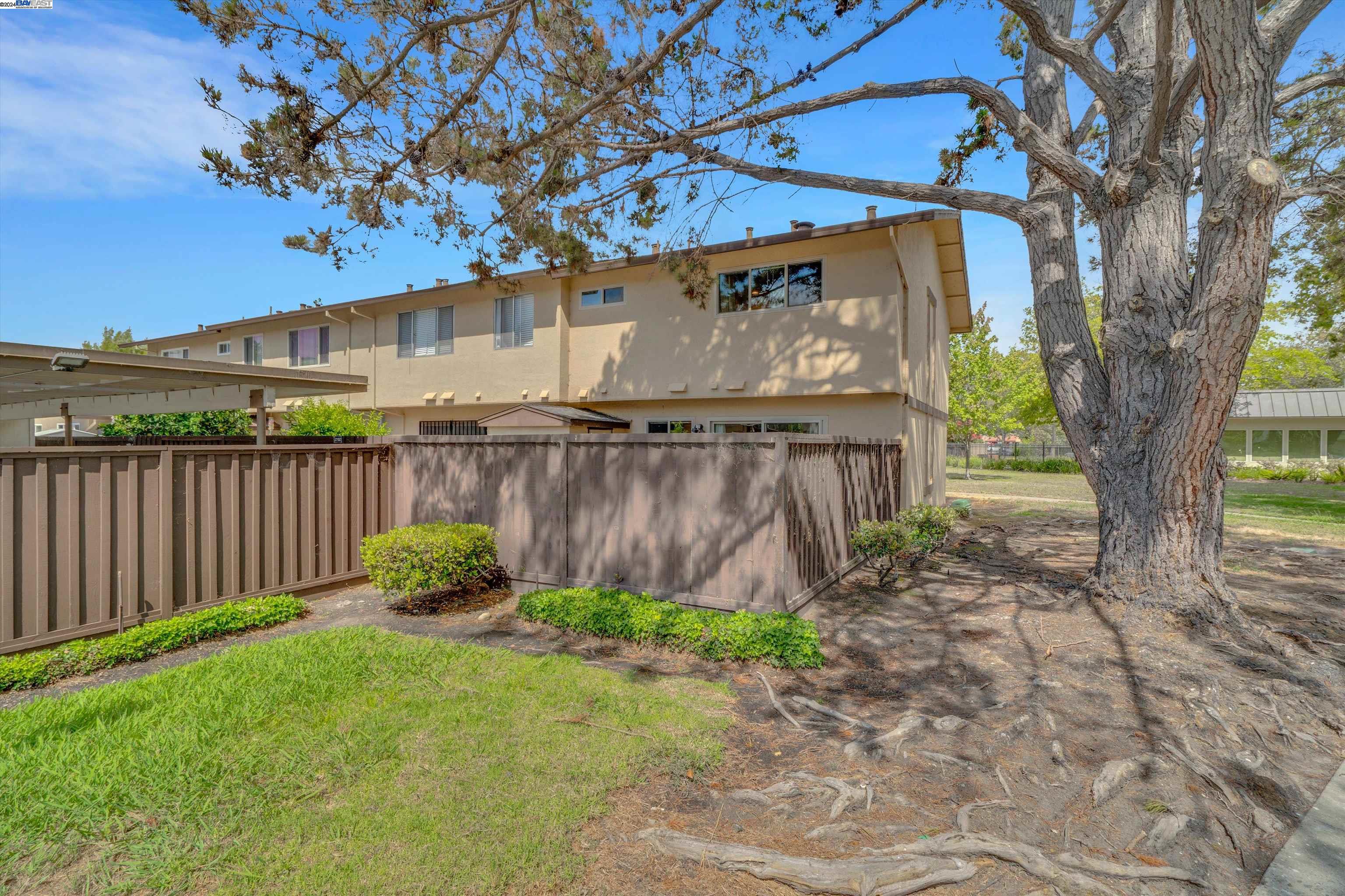 27517 Stromberg Ct