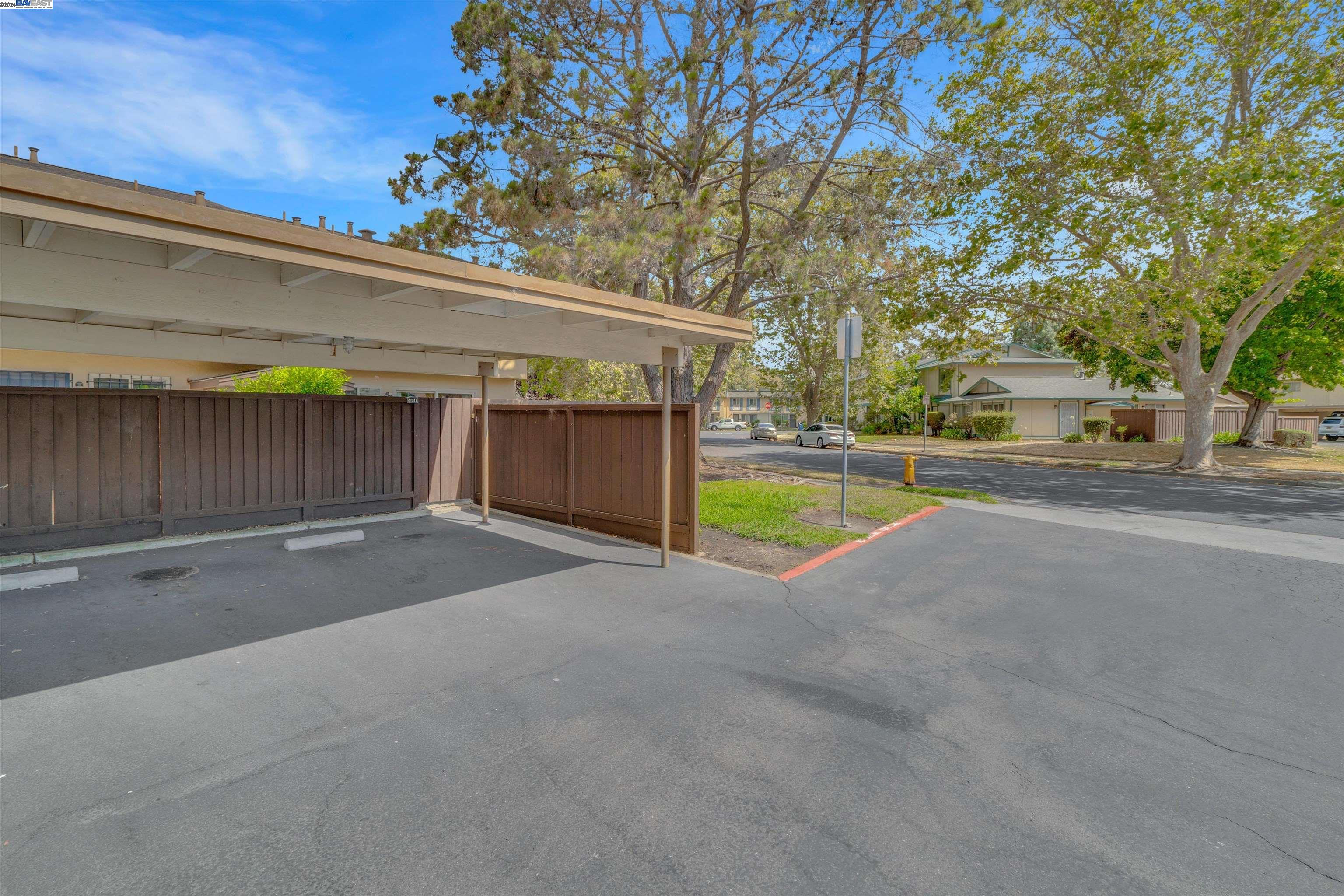 27517 Stromberg Ct