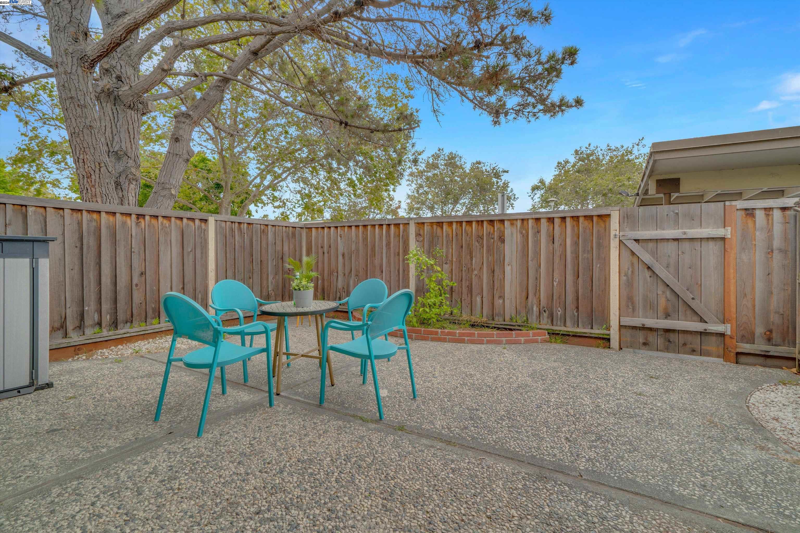 27517 Stromberg Ct