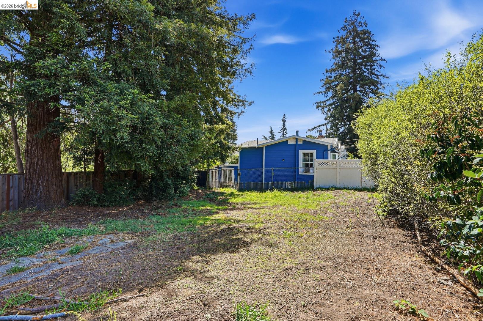 6350 Hillmont DR