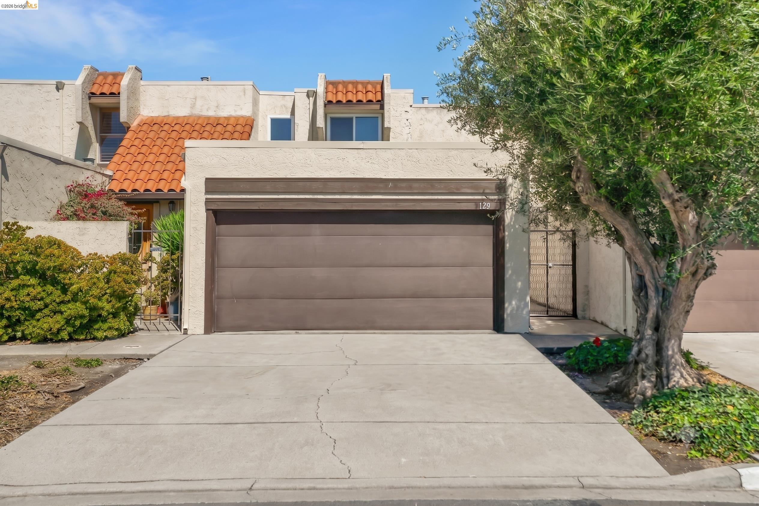 129 Villa Dr
