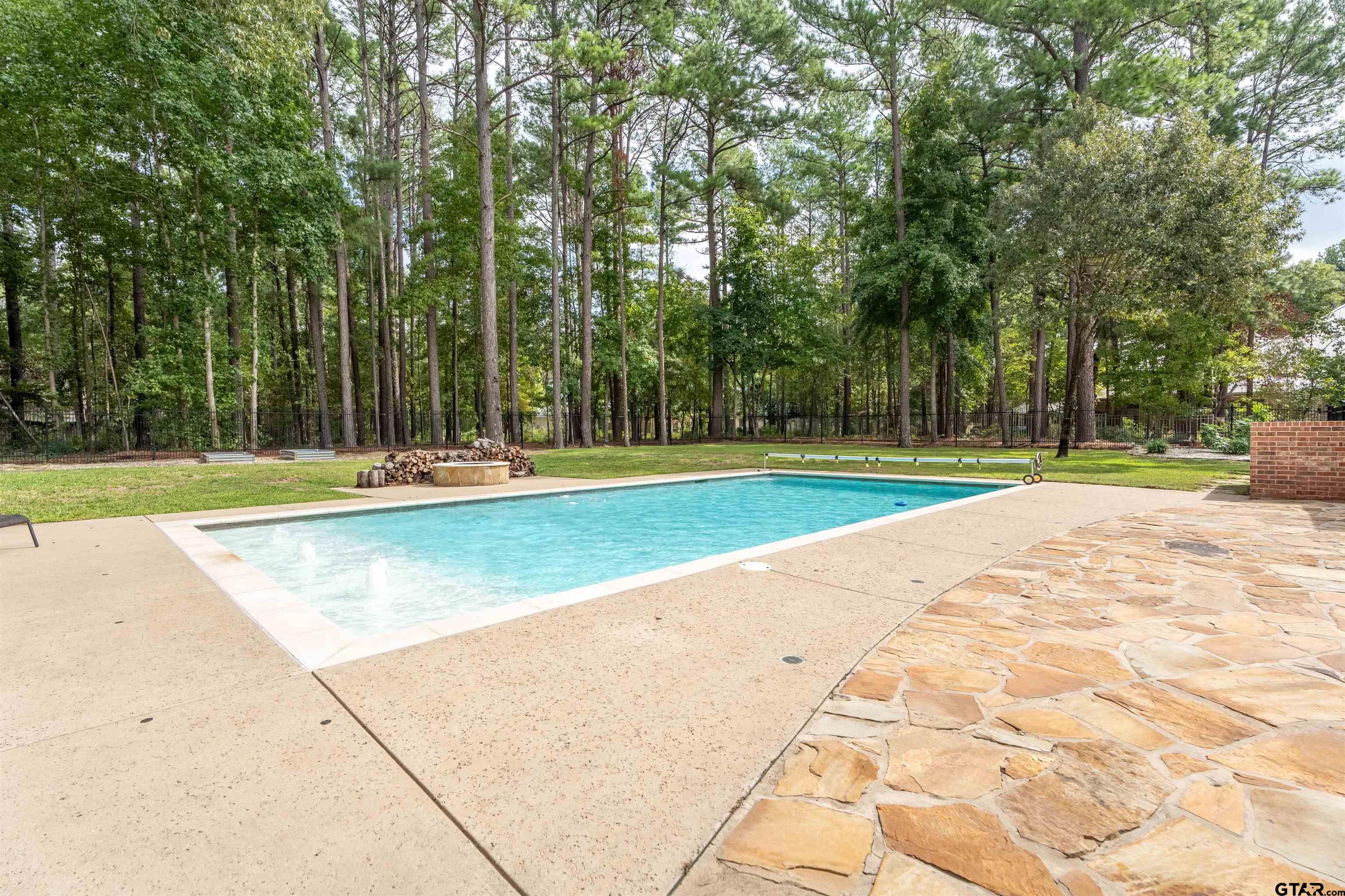 3864 Brighton Creek Circle