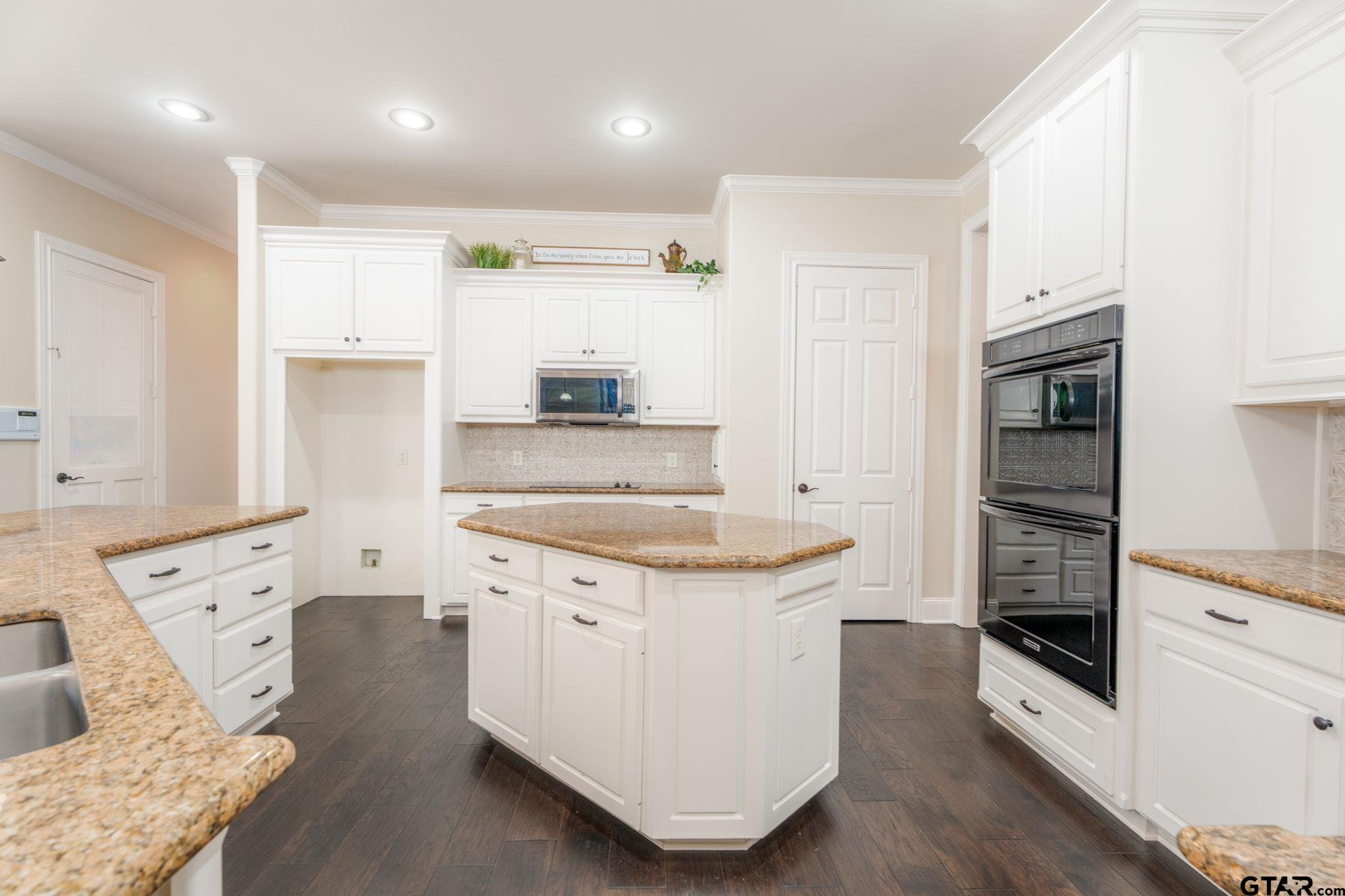 3864 Brighton Creek Circle