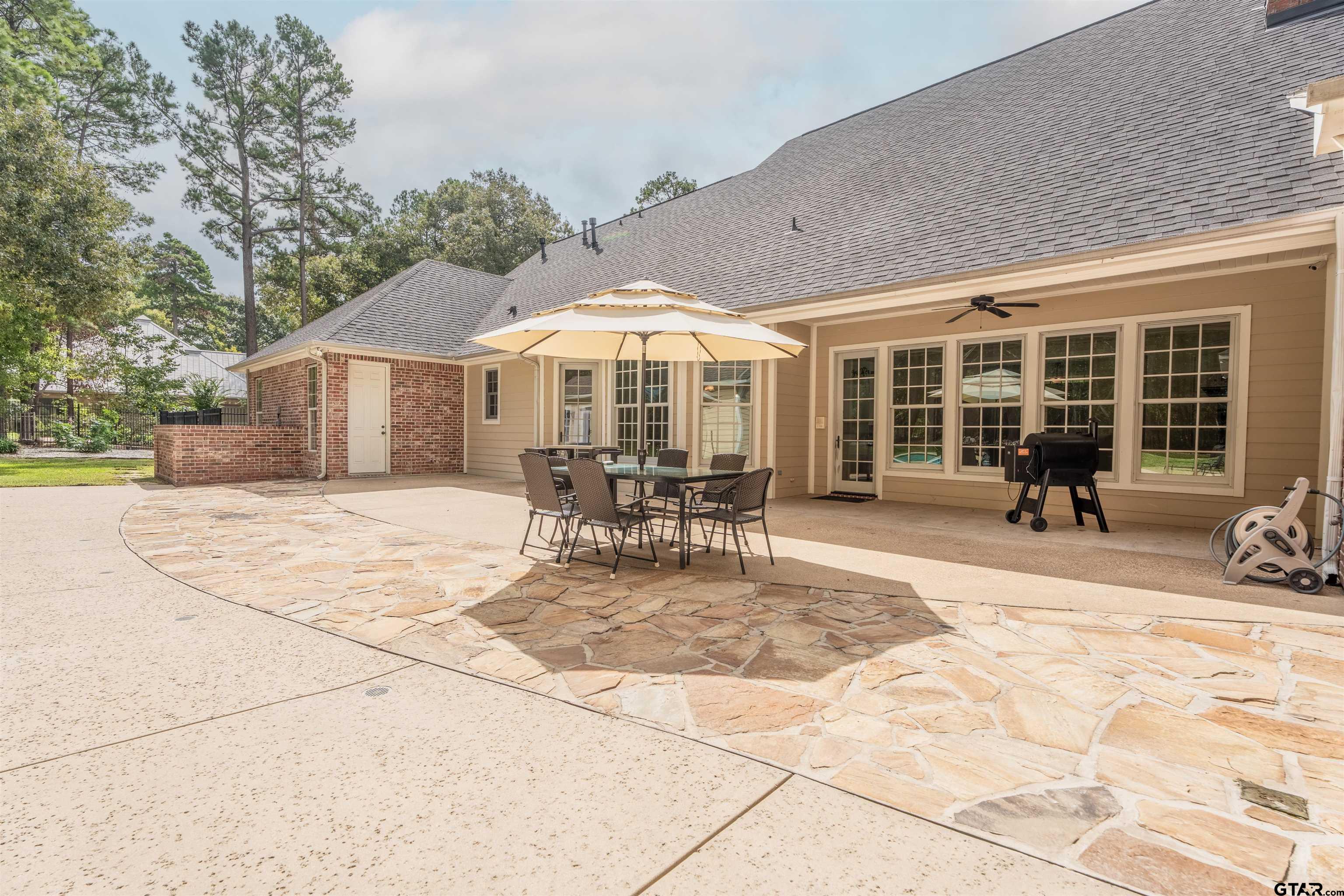 3864 Brighton Creek Circle