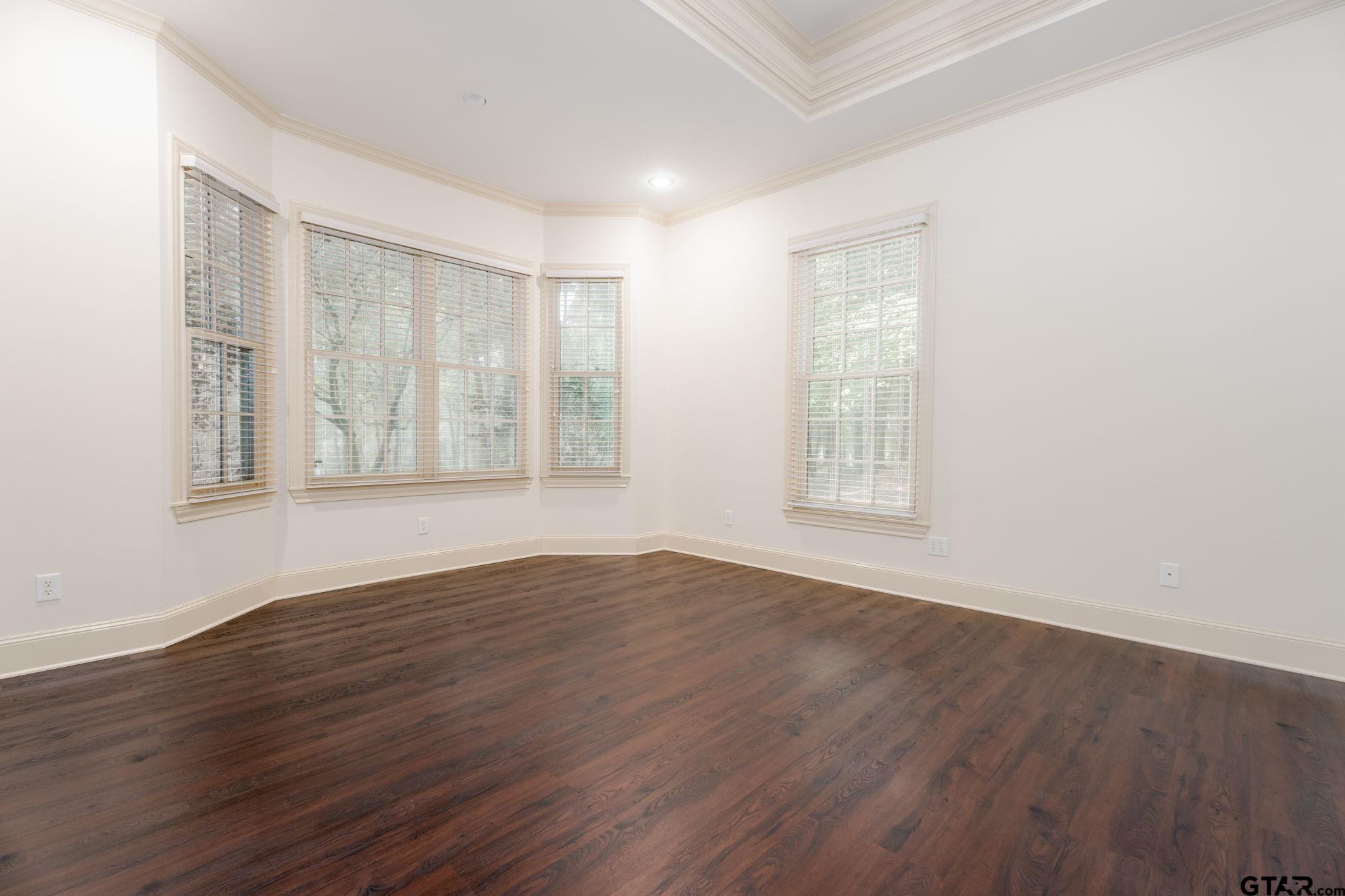 3864 Brighton Creek Circle
