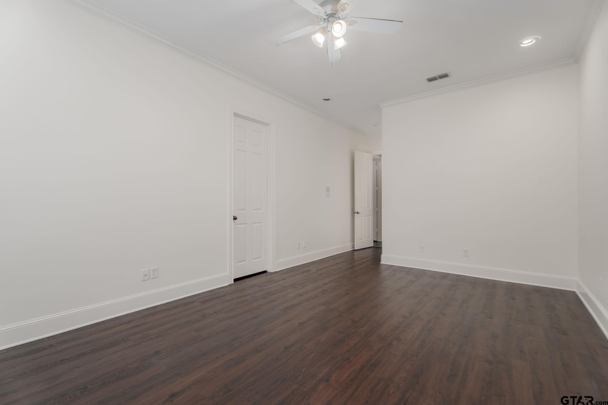 3864 Brighton Creek Circle
