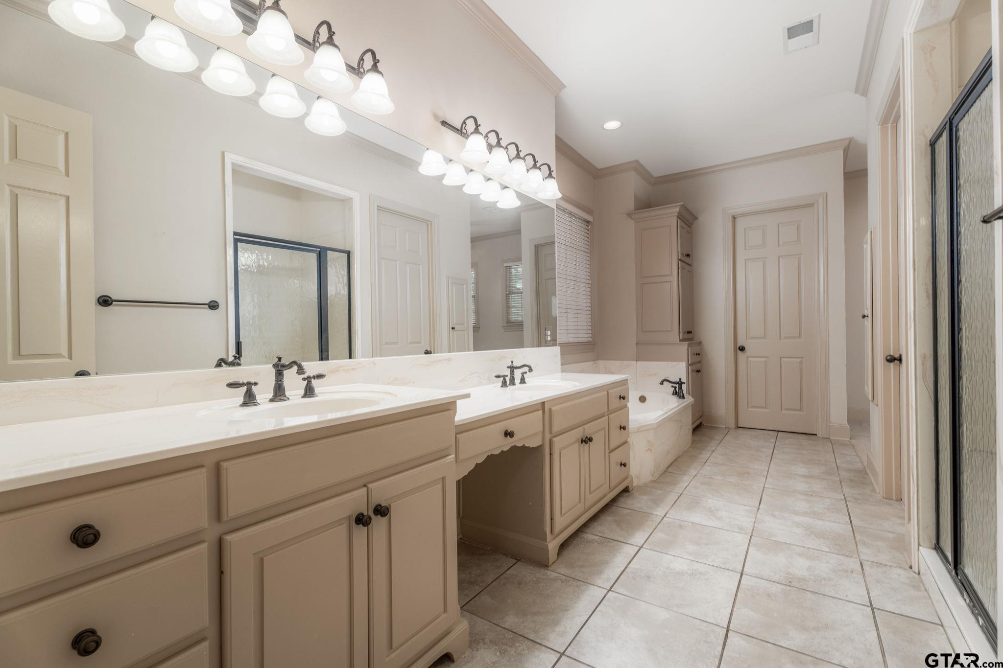 3864 Brighton Creek Circle