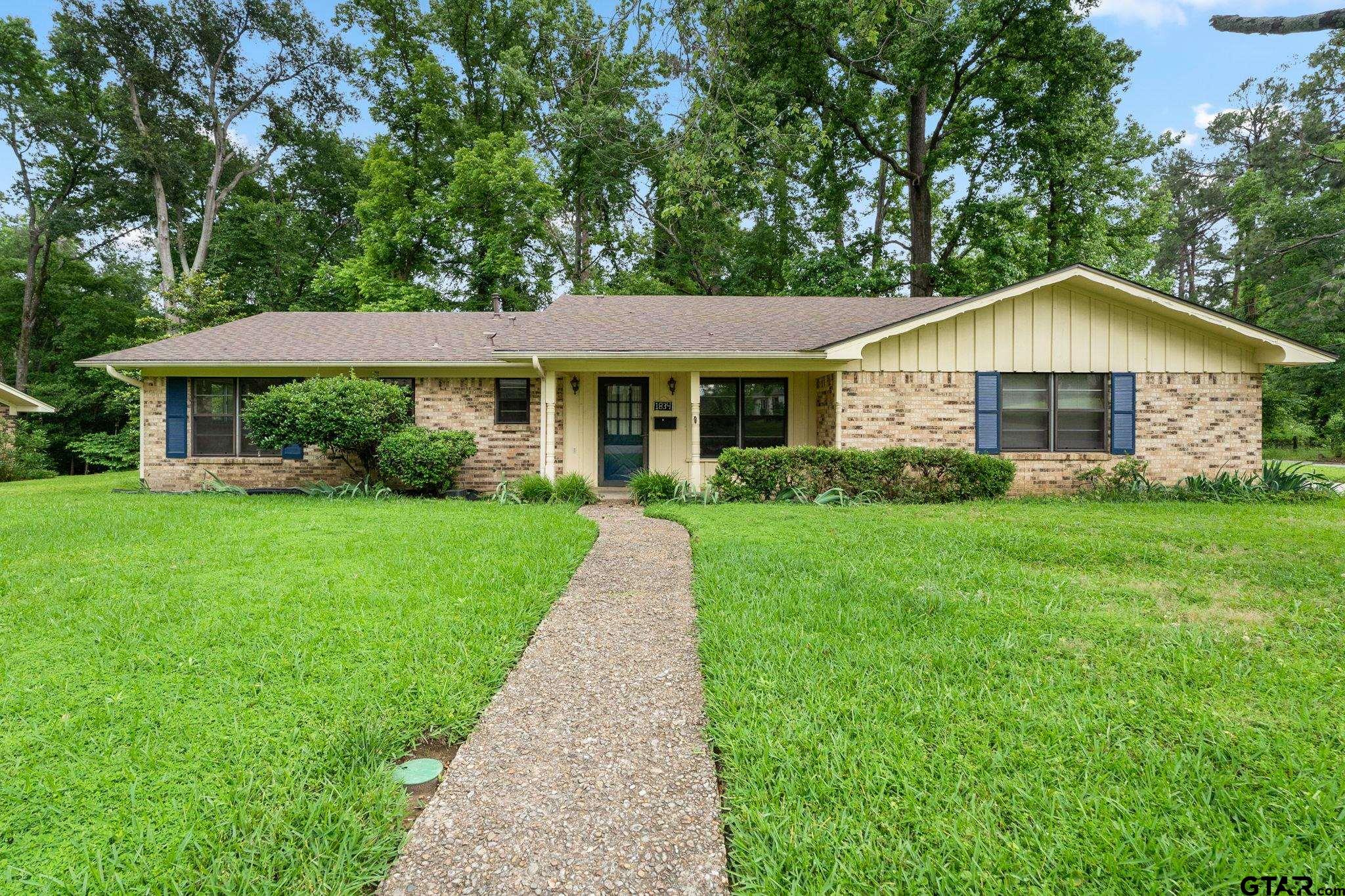 1834 Sampson Drive