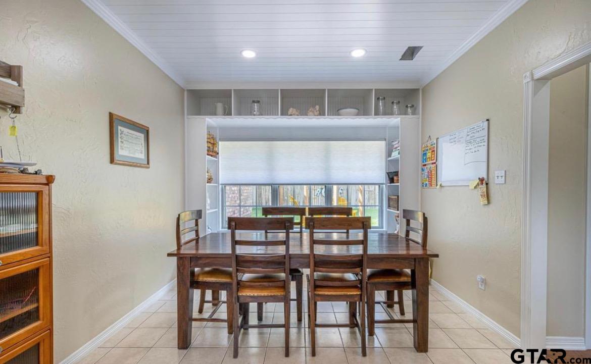 519 Charmwood Dr.