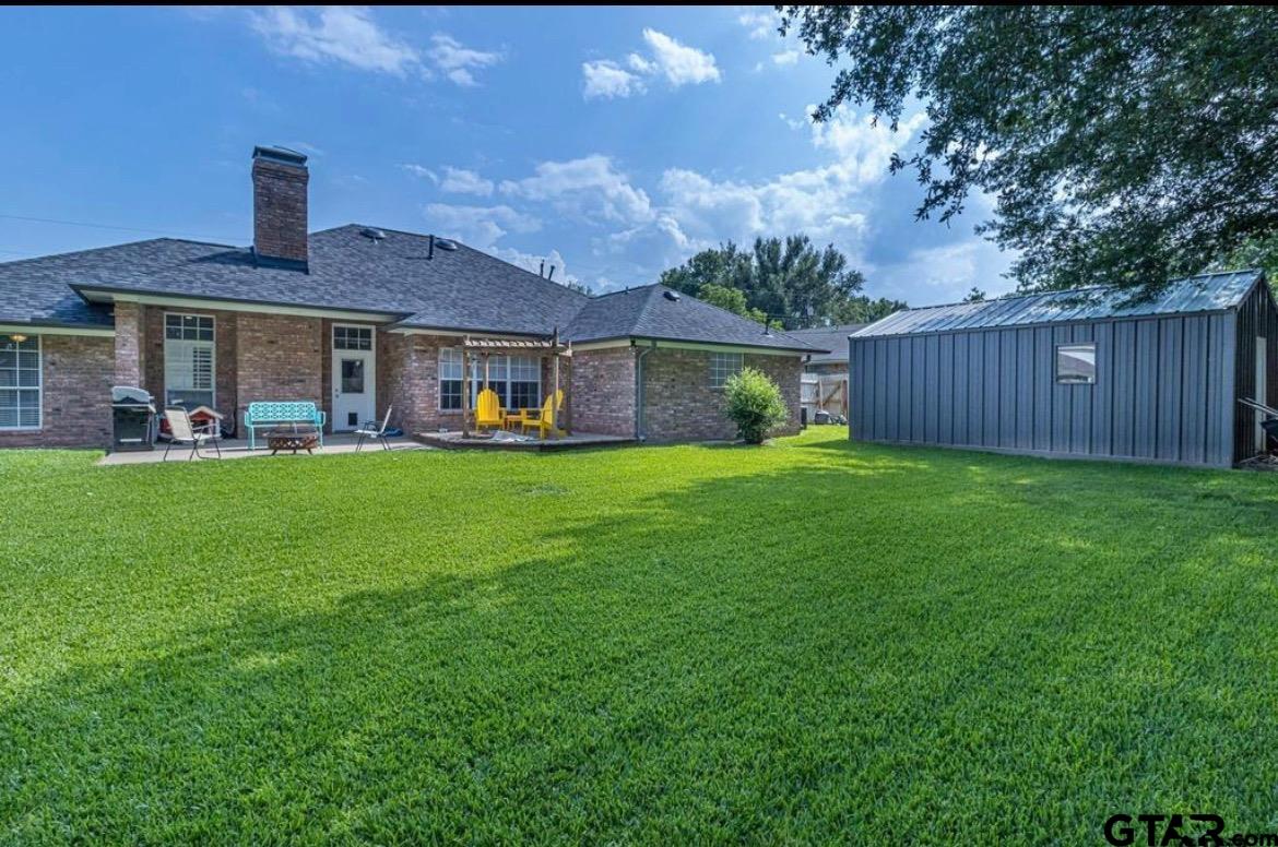 519 Charmwood Dr.