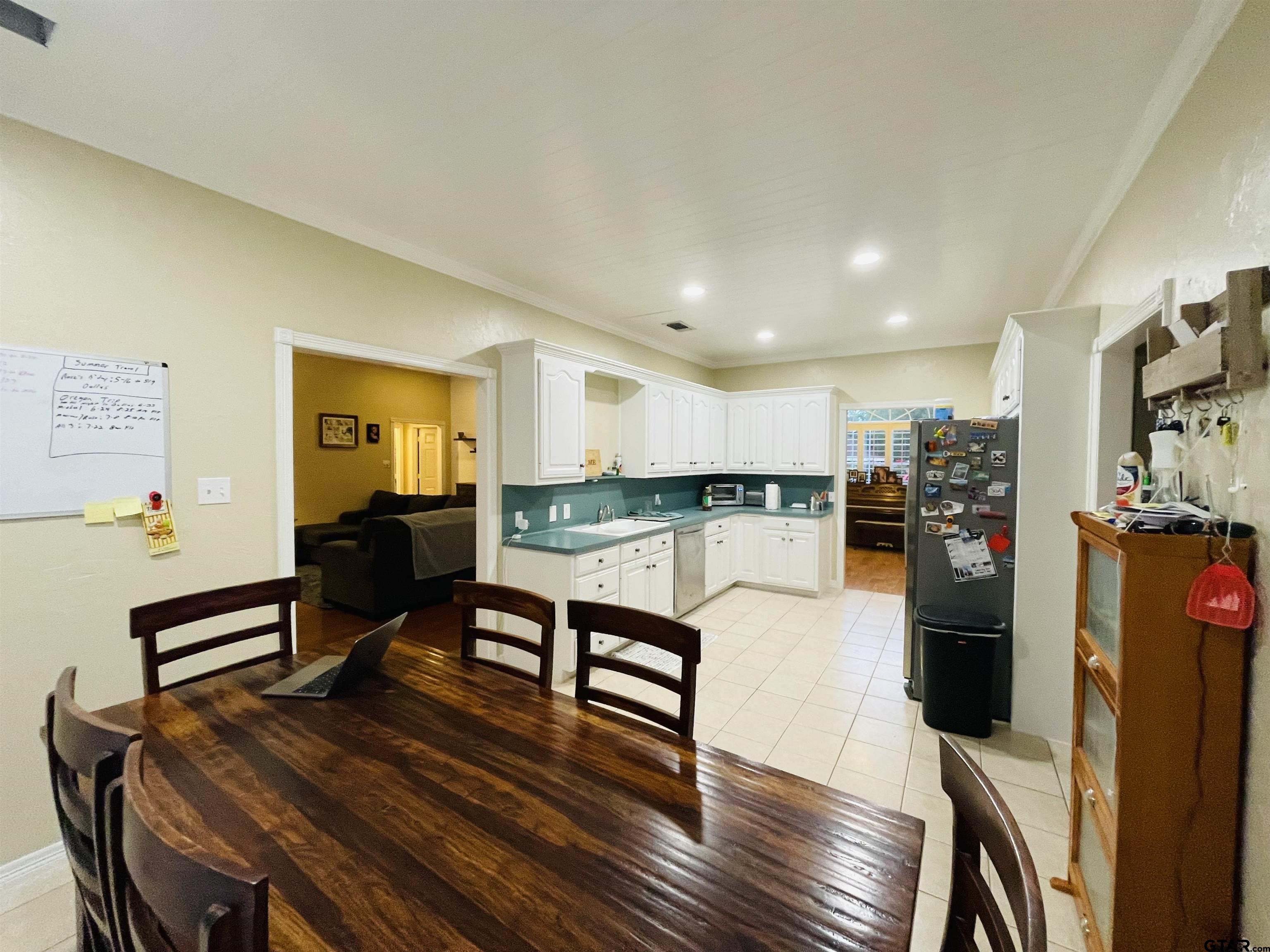 519 Charmwood Dr.