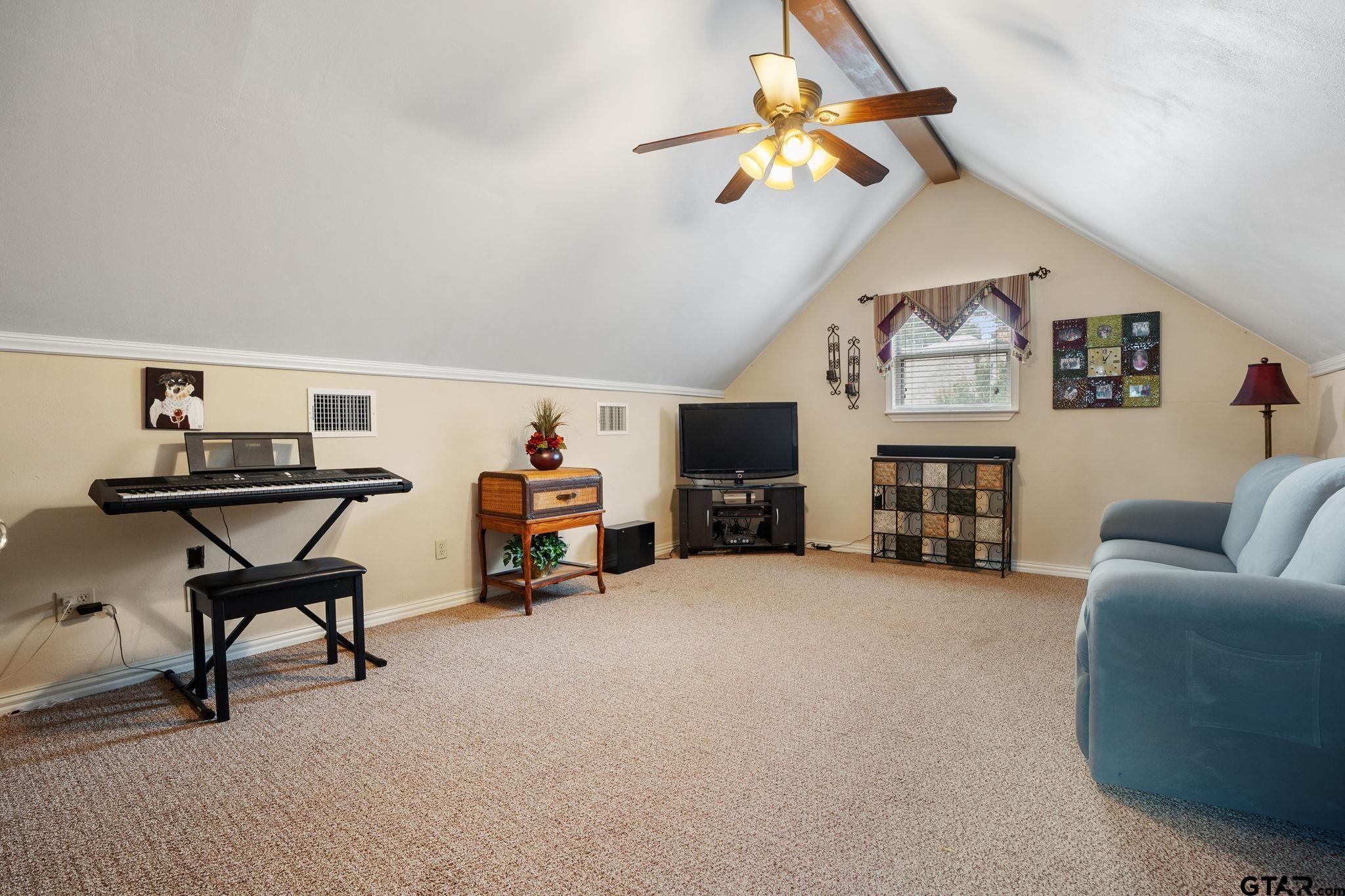4013 Chapel Court