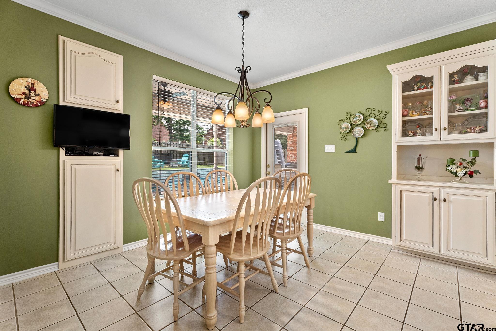 4013 Chapel Court