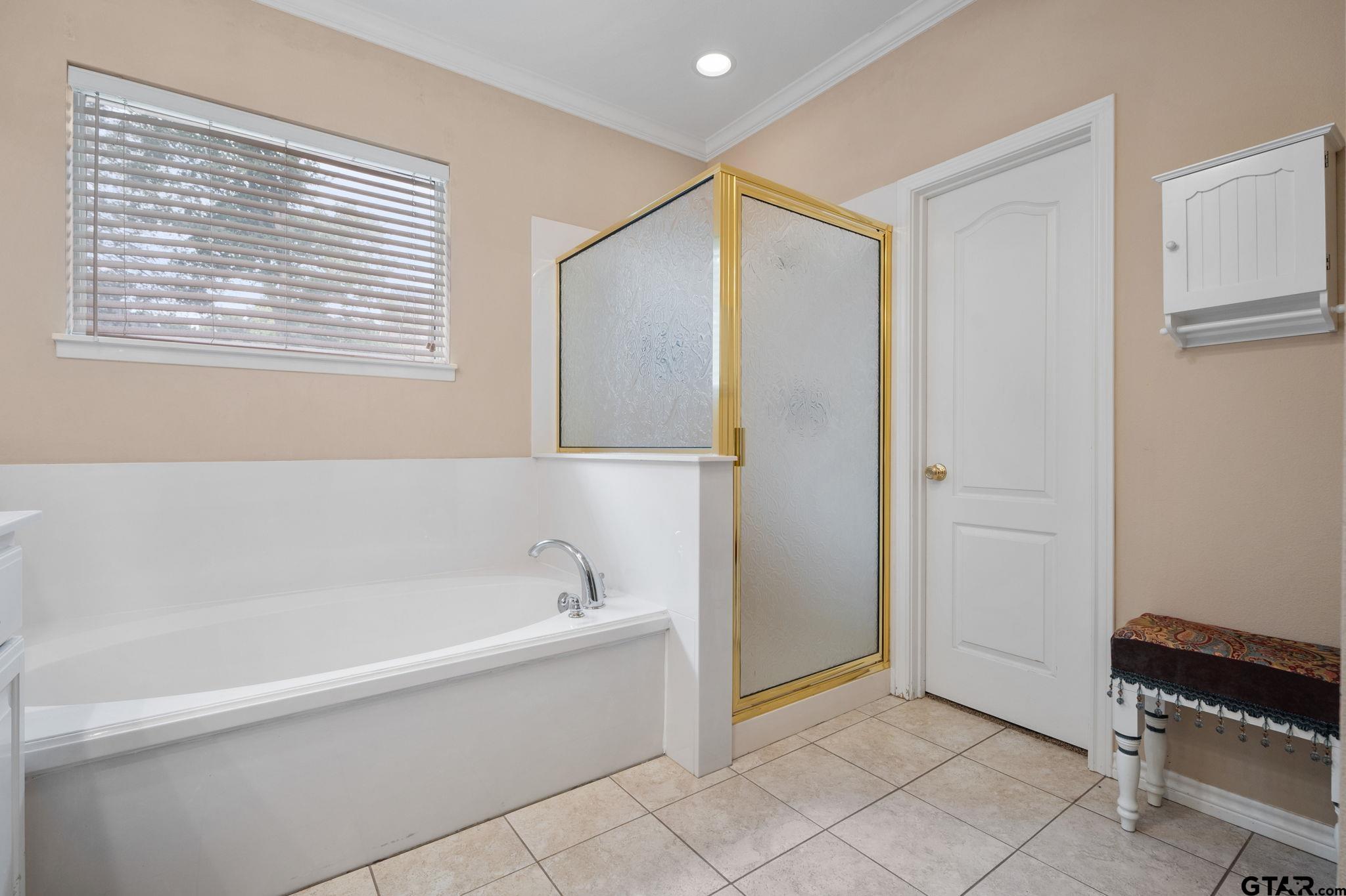 4013 Chapel Court