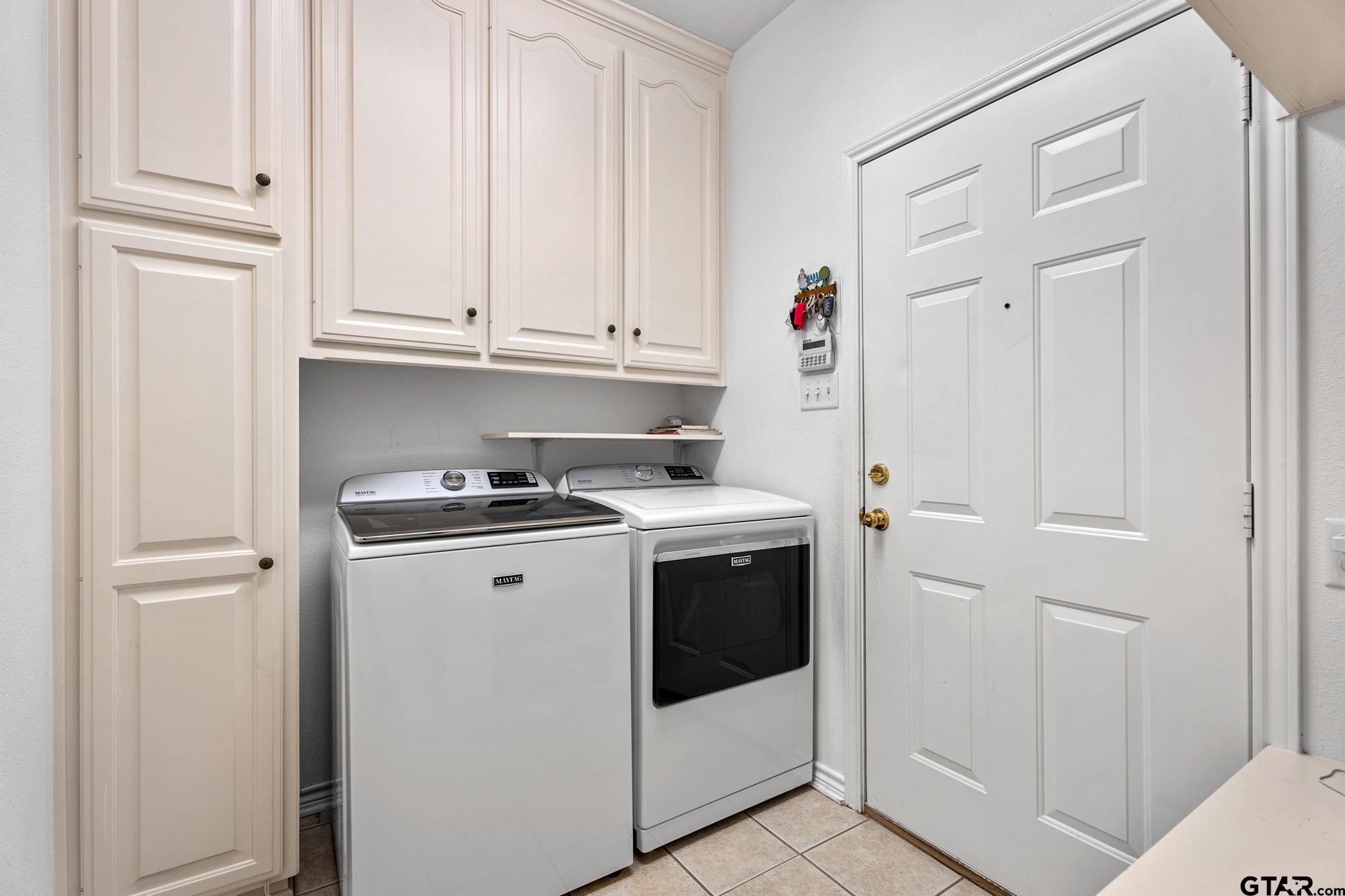 4013 Chapel Court