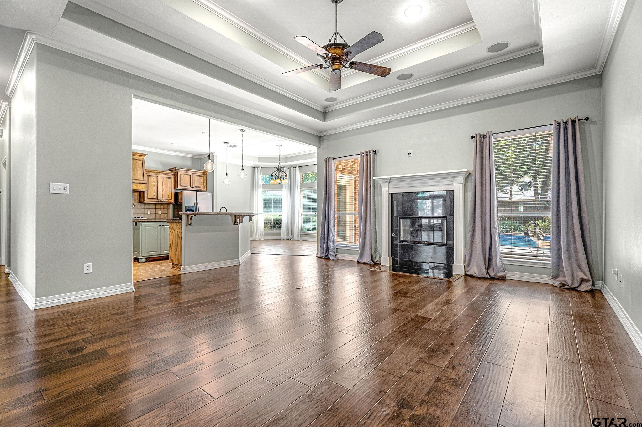 9136 Chisholm TRL