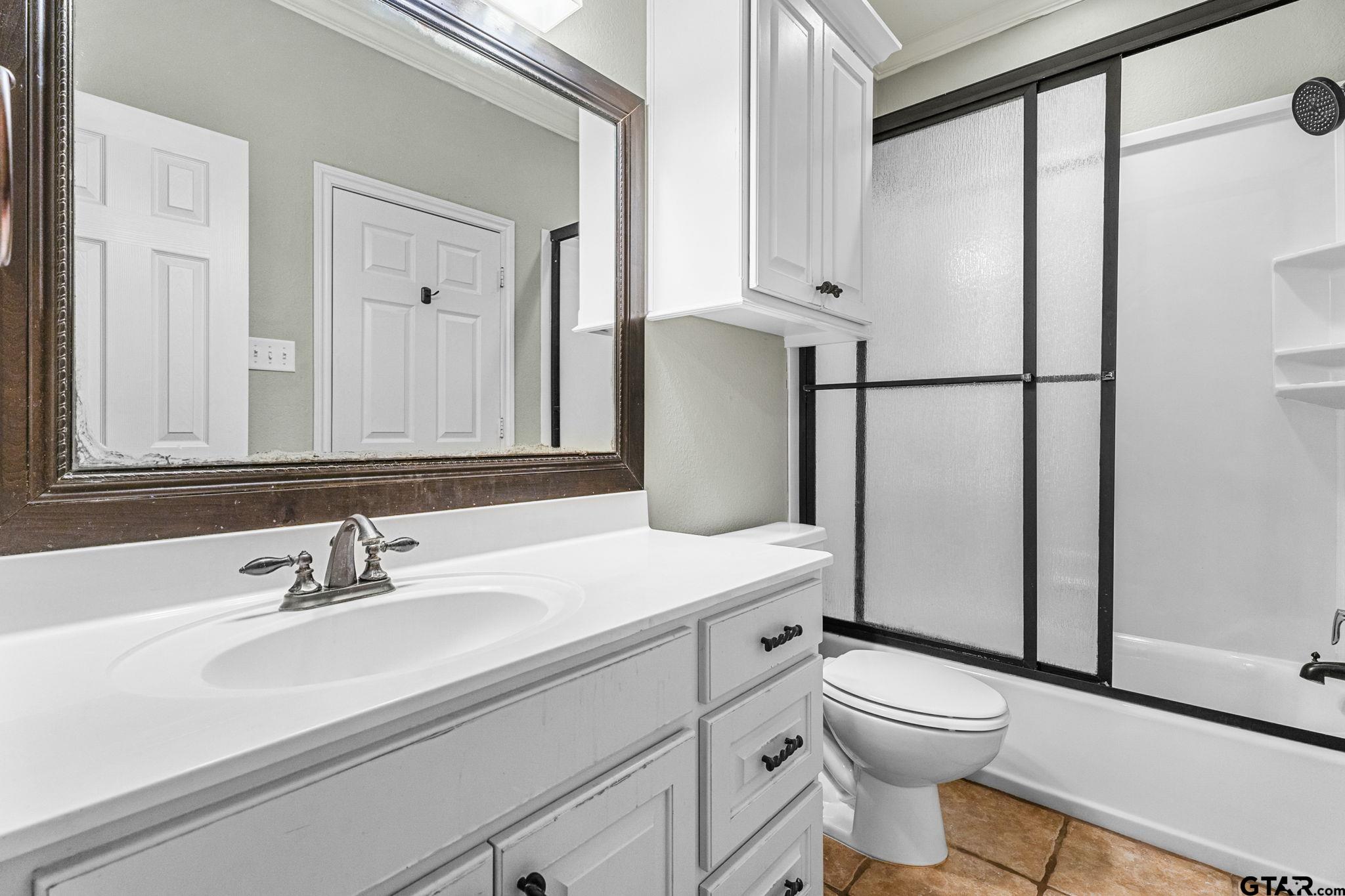 9136 Chisholm TRL
