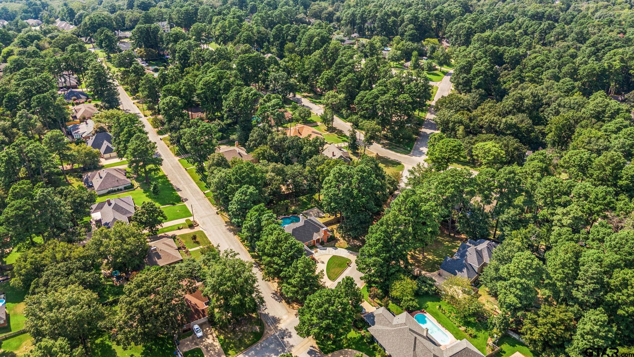 9136 Chisholm TRL