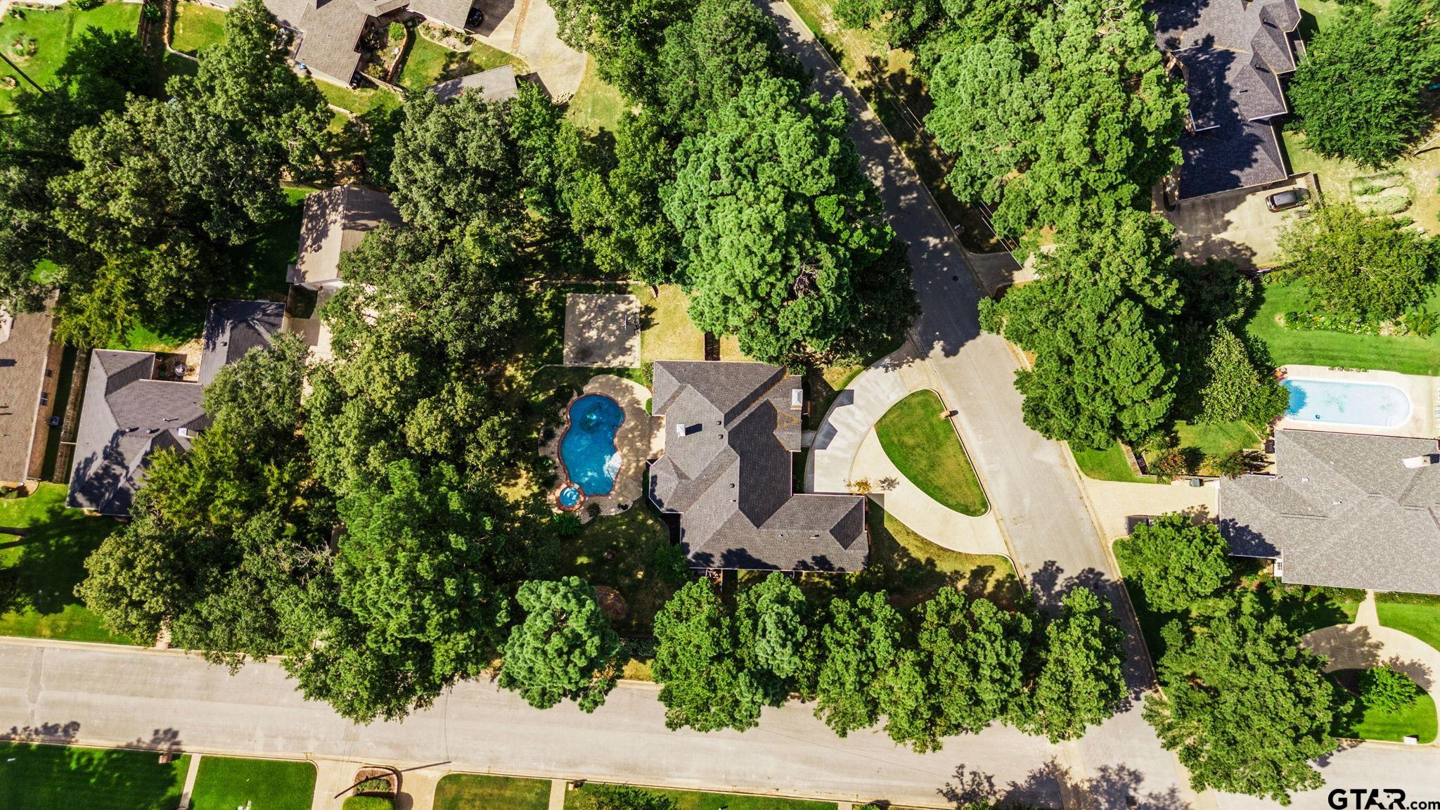 9136 Chisholm TRL