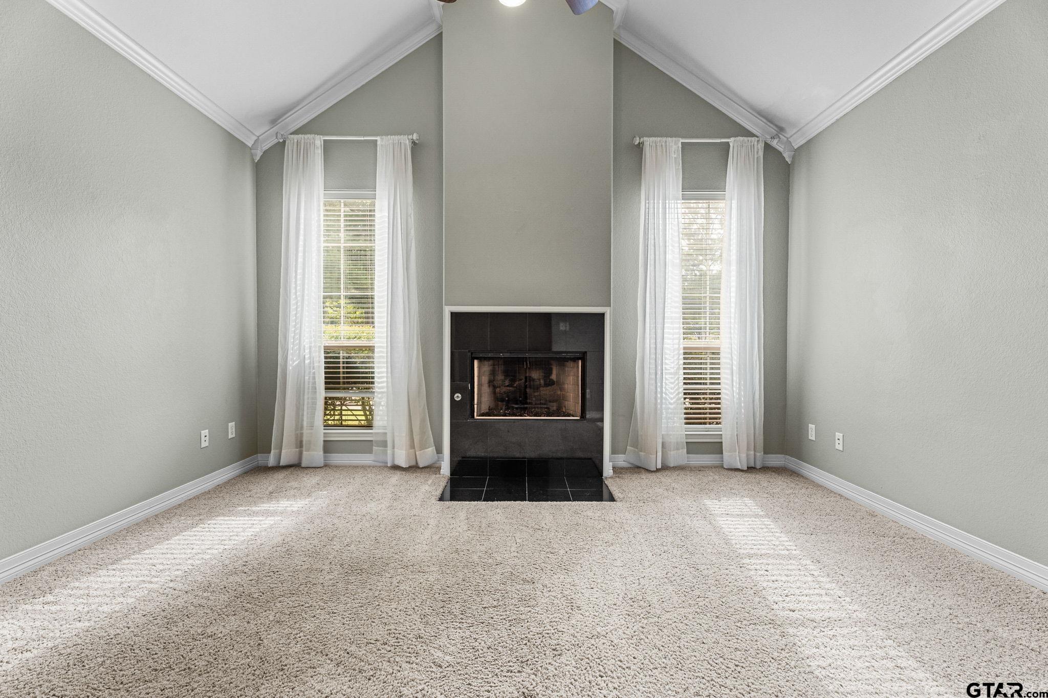 9136 Chisholm TRL